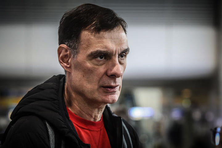 Μπαρτζώκας: “Αυτό είναι το μέγεθος του Ολυμπιακού, όπου κι αν παίζει έχει κόσμο μαζί”