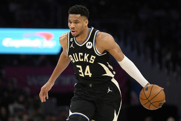 Προγνωστικά NBA: Για την 11η σερί νίκη οι Μπακς κόντρα στους Πέισερς