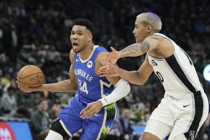NBA, Γιάννης Αντετοκούνμπο: Τα highlights από την 31αρα του κόντρα στους Σπερς