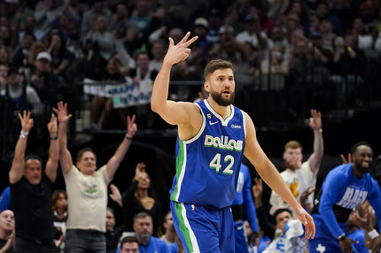 NBA: Οι Μάβερικς νίκησαν τους Λέικερς στο Λ.Α με buzzer-beater του Κλέμπερ και 38αρα του Ίρβινγκ