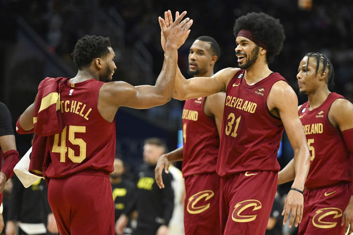 NBA: Οι Καβαλίερς προκρίθηκαν στα playoffs χωρίς συνδρομή του ΛεΜπρόν για πρώτη φορά μετά το μακρινό 1998