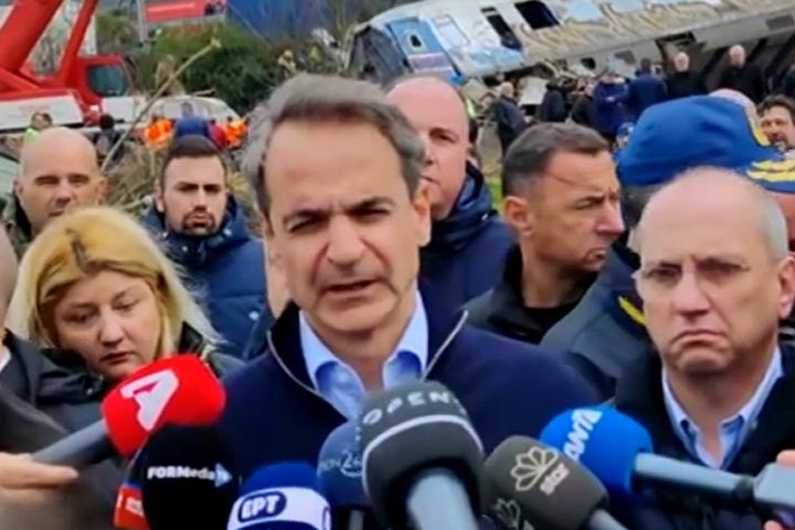 Μητσοτάκης για Τέμπη: “Ανείπωτη τραγωδία, θα κάνουμε ό,τι περνάει από το χέρι μας για να μη ξανασυμβεί κάτι τέτοιο”