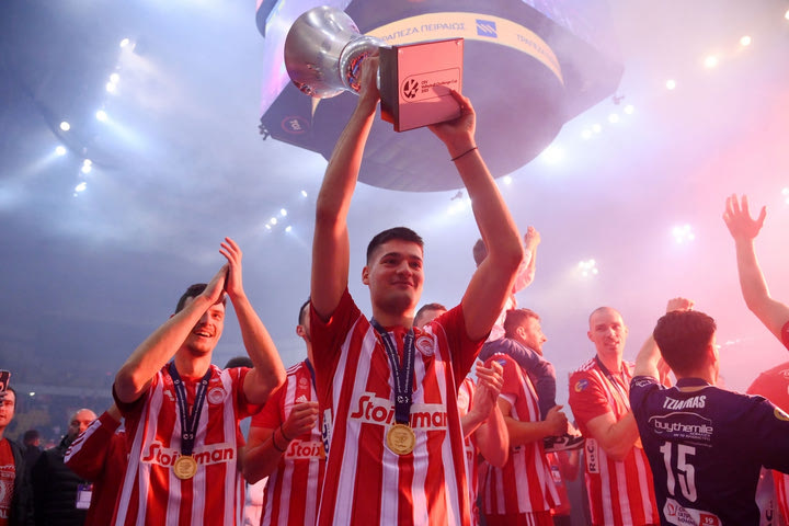 Ολυμπιακός βόλεϊ ανδρών: Τα συγχαρητήρια του Αυγενάκη για την κατάκτηση του Challenge Cup