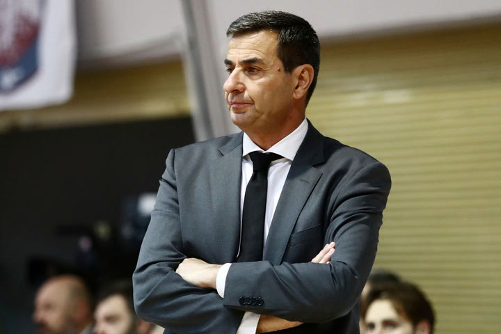 Παππάς: “Ομάδα με σκληράδα και ταλέντο η Παρτίζαν, να ελέγξουμε τα συναισθήματά μας σε μία σκληρή έδρα”