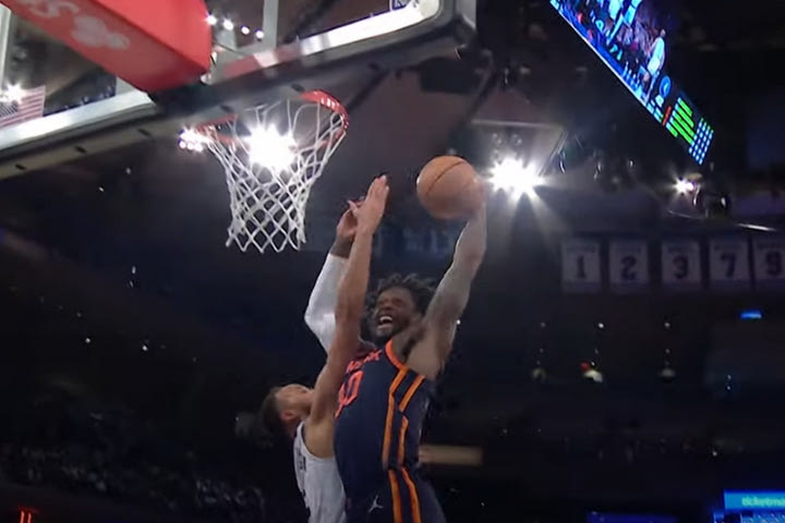 NBA: Και ο Ραντλ δικαιούταν, με αυτό το κάρφωμα, να βρίσκεται Νο1 του Top10