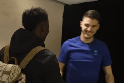 Τρολάρισμα των παικτών της Αγγλίας στον Σακά: “Έκανε βιντεοκλήση με την Καρντάσιαν, δεν μας θέλει πια”