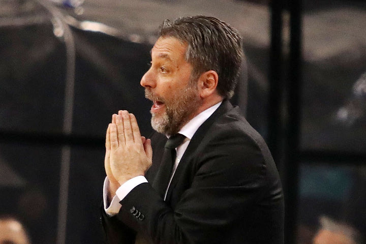 Ξέσπασε ο Σερέλης: “Όλο τον χρόνο δεν έχει βγει ένας να πει μια συγγνώμη, θα την πω εγώ”