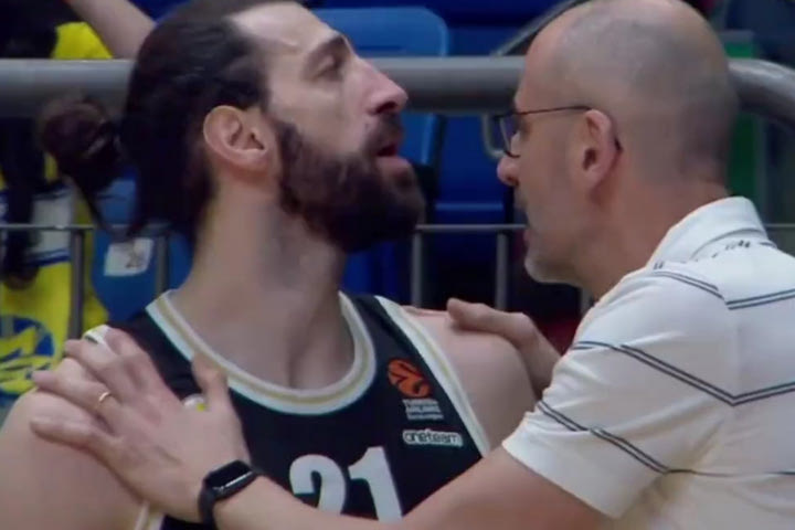 Βίρτους Μπολόνια: Ένταση του Τόρνικε Σενγκέλια με τους οπαδούς της Μακάμπι