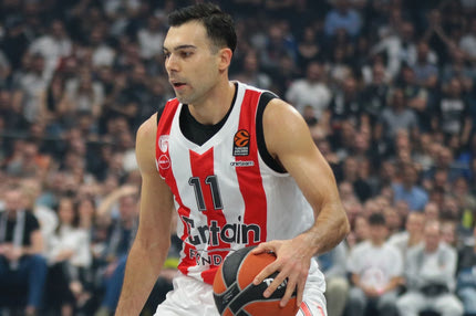 Ολυμπιακός: Ο Σλούκας του -15, ο αποκομμένος Βεζένκοβ του 15% και η άμυνα που έδωσε τα πάντα