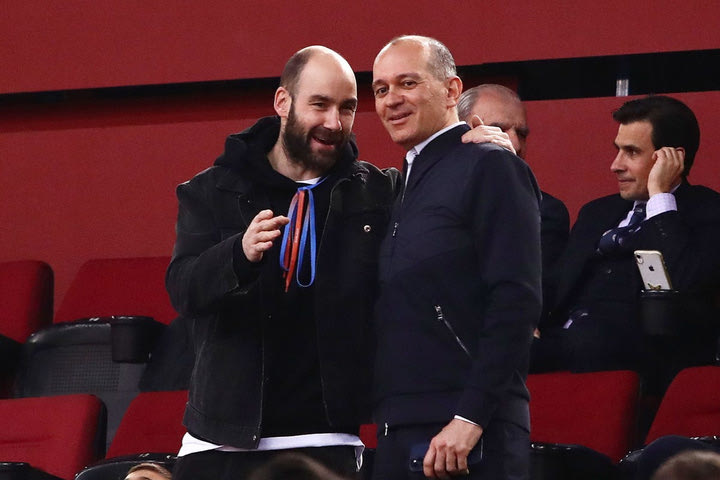 Αποθέωση για τον Σπανούλη από την κερκίδα του ΣΕΦ στο Ολυμπιακός – Μπάγερν