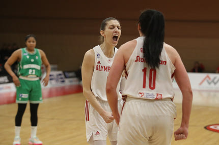 Ολυμπιακός – Παναθηναϊκός 76-69: Έκαναν το πρώτο βήμα για τον τίτλο οι “ερυθρόλευκες” με τρομερή Γκούσταφσον