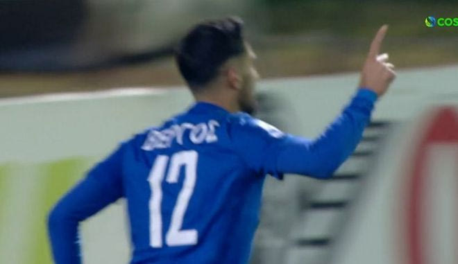 Ο Βέργος πήρε το ριμπάουντ από τον Τσιντώτα και έκανε το 1-0 για τη Λαμία