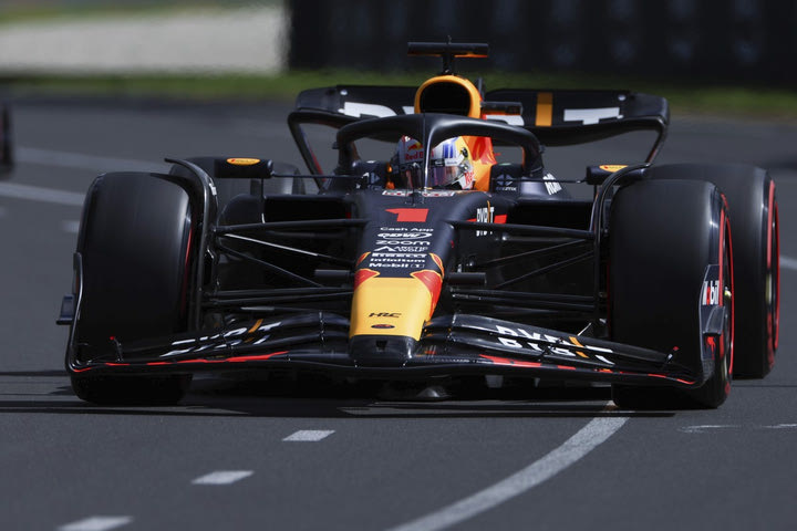 Formula 1: Ο Φερστάπεν κυρίαρχος παρά το τετ-α-κε του στις πρώτες δοκιμές της Αυστραλίας