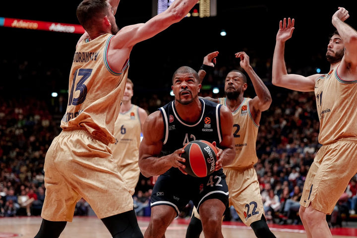 Αρμάνι Μιλάνο – Μπαρτσελόνα 84-76: Οι Ιταλοί δούλεψαν και για τον Ολυμπιακό