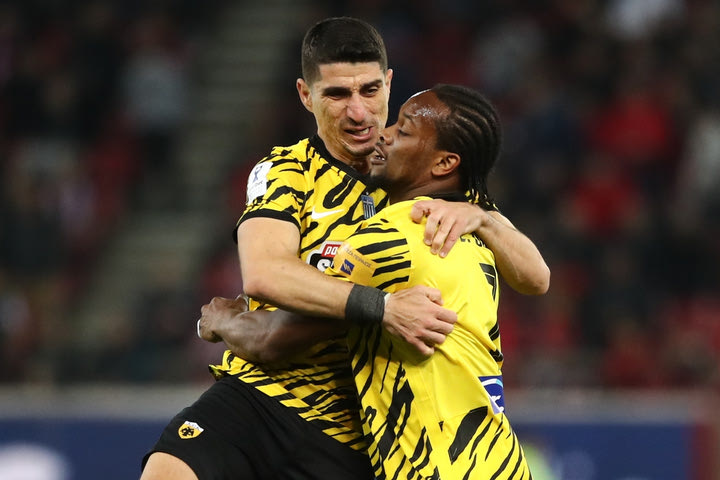 Ολυμπιακός – ΑΕΚ 2-1: Η Ένωση στον τελικό του Κυπέλλου Ελλάδας Novibet, φουλάρει για το νταμπλ
