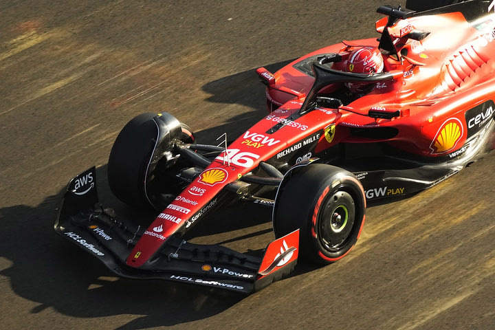 Formula 1: Ο Λεκλέρ στην πολ ποζίσιον του Sprint πριν προσκρούσει στον τοίχο του Μπακού
