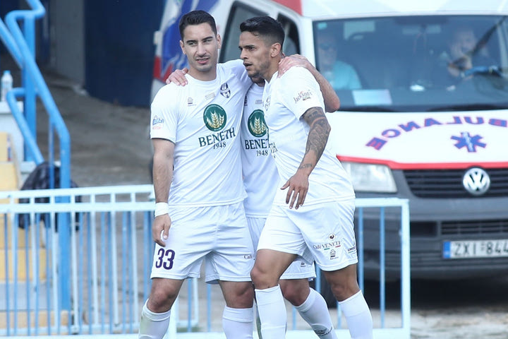 Super League 2: Νίκησε και ελπίζει ο Απόλλωνας στον Β’ όμιλο, στο -6 από την κορυφή του Α’ ομίλου η ΑΕΛ