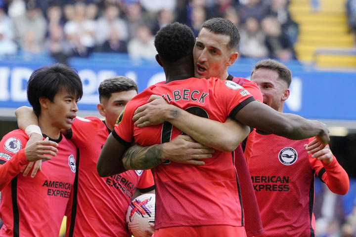 Premier League: Η Μπράιτον υπέταξε την Τσέλσι με σούπερ εμφάνιση στο Λονδίνο, ο Ουαταρά ξέρανε την Τότεναμ στο 95′