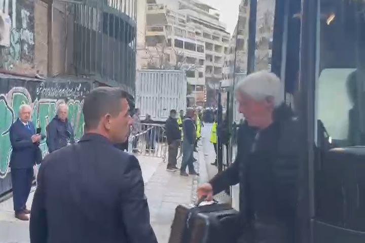 Παναθηναϊκός – Ολυμπιακός: Η άφιξη της αποστολής των πράσινων στη Λεωφόρο