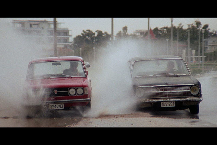 Η επική καταδίωξη στους δρόμους του Πειραιά στην ταινία “La Casse” της δεκαετίας του ’70