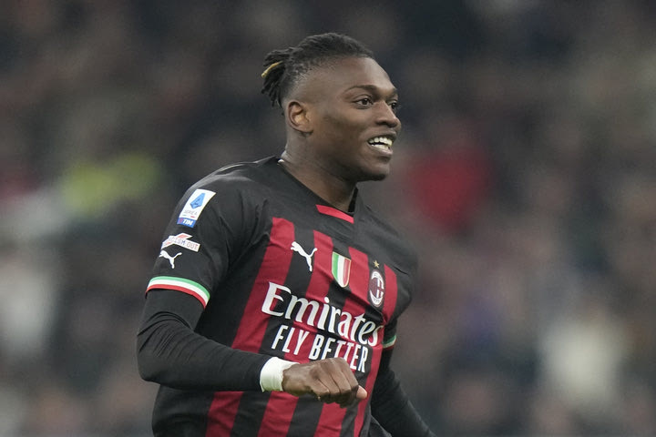 Τσάρλυ Προγνωστικά: Κερδίζουν και ετοιμάζονται για τη μεταξύ τους μάχη