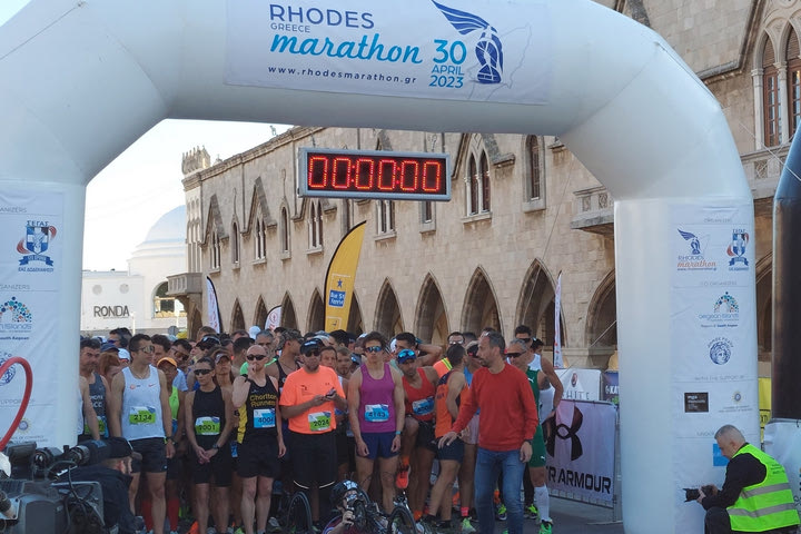 Με σπουδαίες επιδόσεις, ρεκόρ ξένων δρομέων και πλήθος κόσμου ο 8ος Διεθνής Μαραθώνιος Ρόδου