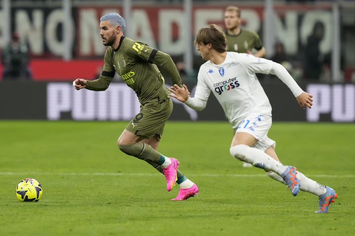 Serie A: Η βαθμολογία μετά από τη νίκη της Νάπολι και τις γκέλες των Μίλαν και Ίντερ