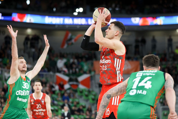 ABA League: Ο Ερυθρός Αστέρας υπέταξε την Τσεντεβίτα χωρίς Καμπάσο, Βιλντόσα υπό το βλέμμα του Λούκα Ντόντσιτς