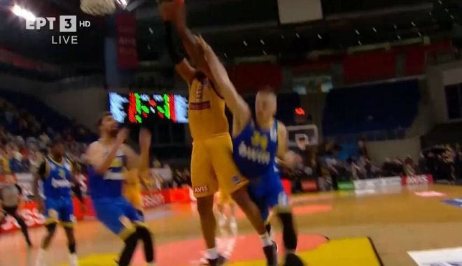 Σε δεύτερη παράταση οδηγήθηκε το Game 2 ανάμεσα στην ΑΕΚ και το Περιστέρι