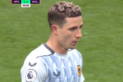 Ο Ποντένσε έφτυσε στο πρόσωπο τον Τζόνσον της Νότιγχαμ