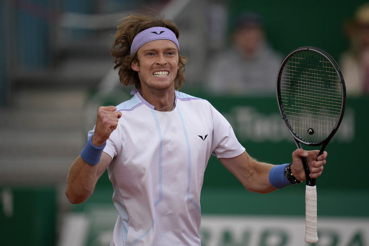Monte Carlo Masters: Ο Ρούμπλεφ με ανατροπή νίκησε τον Φριτζ και προκρίθηκε στον τελικό