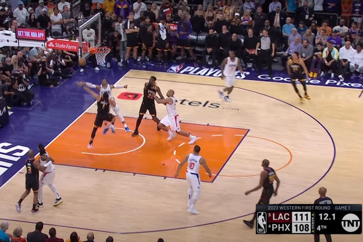 NBA: Η τάπα του Γουέστμπρουκ στον Μπούκερ έπιασε κορυφή στο Top-10