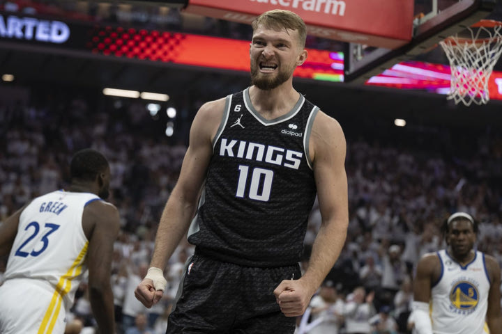 NBA: Οι Κινγκς έβαλαν στα σχοινιά τους Γουόριορς και προηγούνται με 2-0 στη σειρά