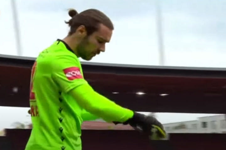 Ζυρίχη – Σιόν 2-2: Ο Σαφαρίκας έκανε ντεμπούτο κι έπιασε πέναλτι