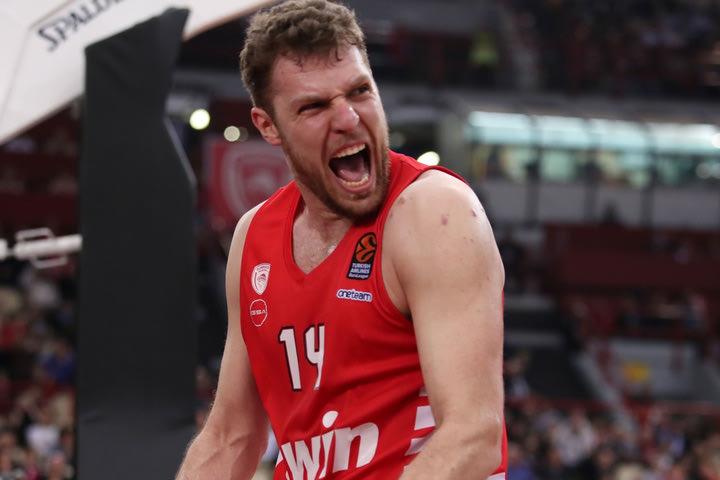 Ολυμπιακός – Μπασκόνια 86-78: Ιστορική πρωτιά κι αναμονή για τον αντίπαλο στα playoffs της EuroLeague