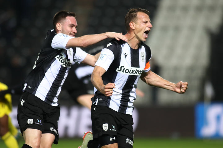 ΠΑΟΚ – Άρης 3-2: Ο Δικέφαλος πήρε το ντέρμπι και έμεινε ζωντανός στο κυνήγι της τρίτης θέσης