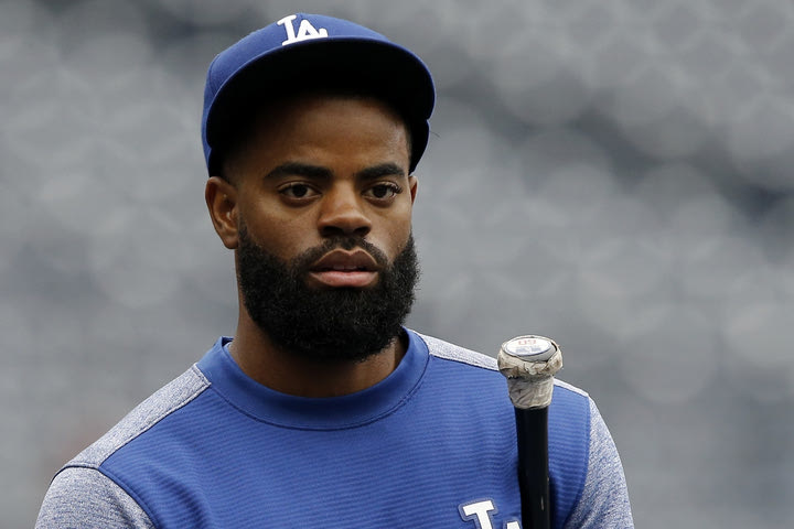 Η ομάδα μπέιζμπολ του Μάτζικ ανανέωσε παίκτη που δεν έχει αγωνιστεί από το 2018 και πάσχει από διπολική διαταραχή και σχιζοφρένεια