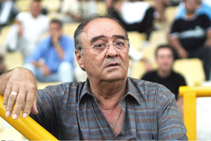 Πέθανε ο Νίκος Τσαρούχας