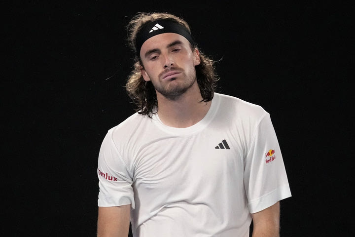 Barcelona Open: Αποκλεισμός στο διπλό για τον Τσιτσιπά