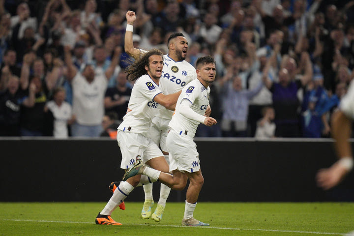 Μαρσέιγ – Οσέρ 2-1: Τρελή ανατροπή με Ουντέρ και Σάντσες