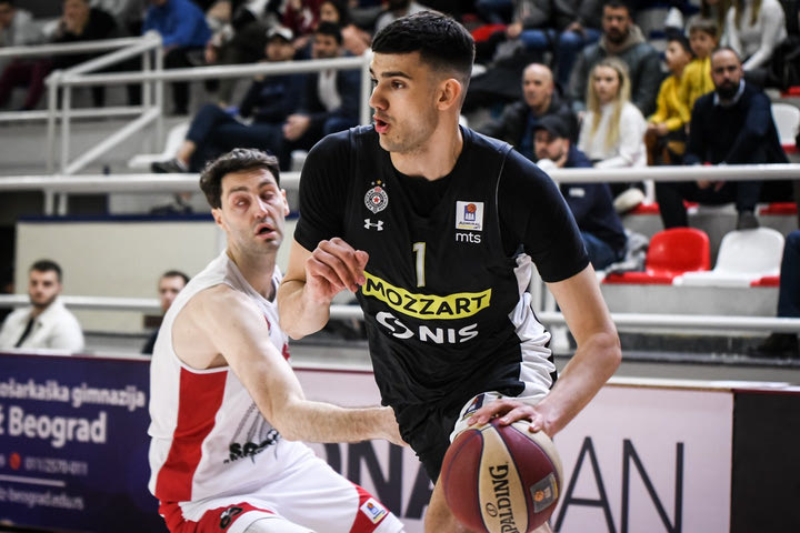 Ο Τρίσταν Βούκτσεβιτς θα μείνει στην Παρτίζαν την σεζόν 2023/24 σύμφωνα με σερβικό ΜΜΕ