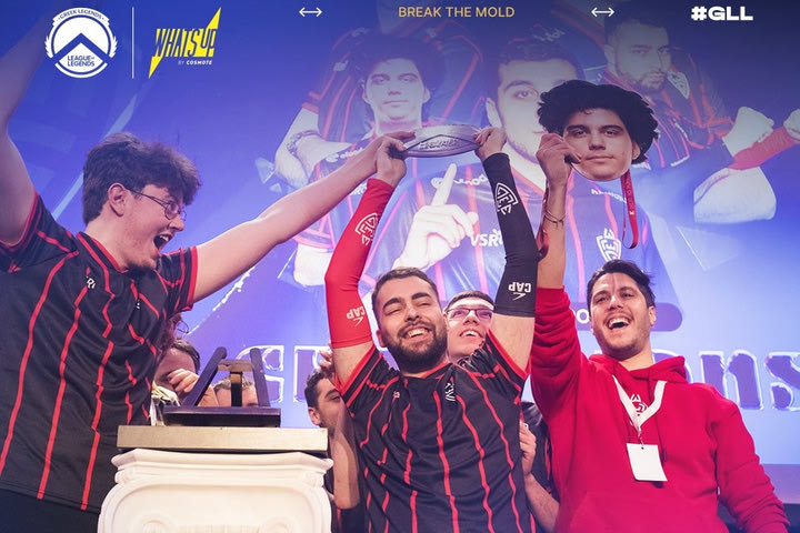 Αδιαφιλονίκητη πρωταθλήτρια Ελλάδας η WLGaming