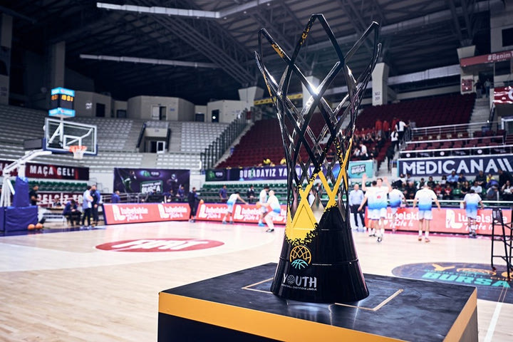 Youth BCL: Το εντυπωσιακό τρόπαιο και η λεπτομέρεια που παραπέμπει σε αυτοκινητοβιομηχανία