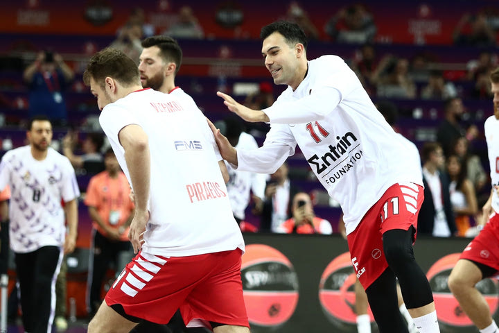 Final Four 2023, Ολυμπιακός – Ρεάλ: Σείστηκε η Ζαλγκίριο Αρένα την ώρα που πάτησαν παρκέ οι παίκτες του Μπαρτζώκα