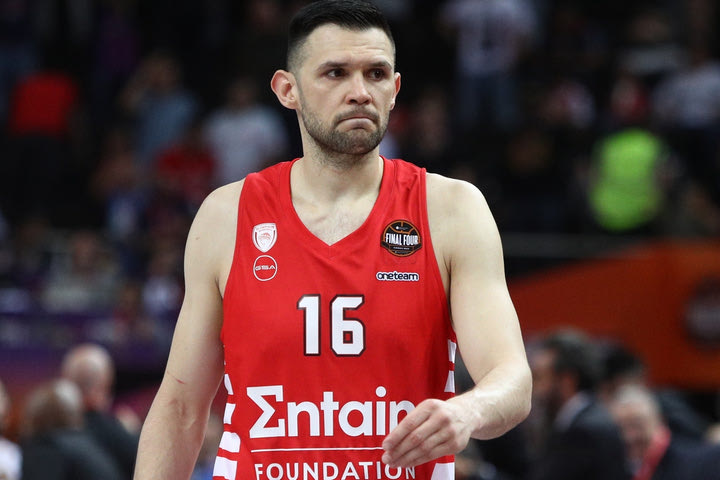 Ο Ολυμπιακός έριξε την Ρεάλ, αλλά ξέχασε να την σκοτώσει