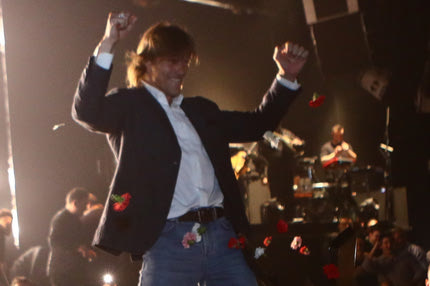 ΑΕΚ: Το γλέντι πήρε φωτιά με τον χορό του Ματίας Αλμέιδα στην πίστα και την αποθέωση στο ρυθμό του “Seven Nation Army”