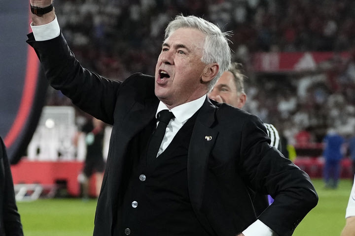 Αντσελότι: “Τώρα γιορτάζουμε, θα σκεφτώ τη Σίτι την Τρίτη”