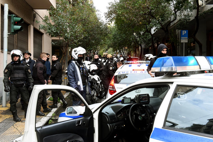 Επίθεση με οπαδικά κίνητρα σε 36χρονο στο Πέραμα: “Πού βρίσκεται το πανό;”