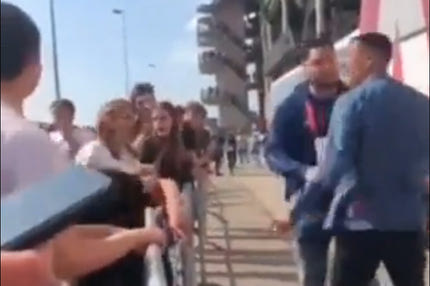 Άγιαξ: Ο λόγος που ο Μπέρχαους χτύπησε τον οπαδό της Τβέντε, σύμφωνα με τους Ολλανδούς