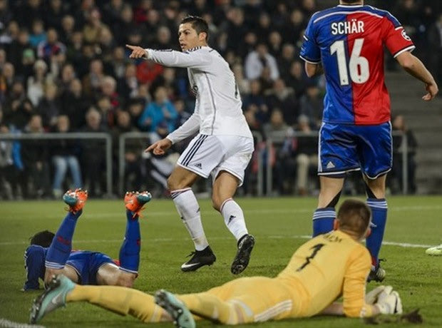 Βασιλεία – Ρεάλ 0-1, Λουντογκόρετς – Λίβερπουλ 2-2